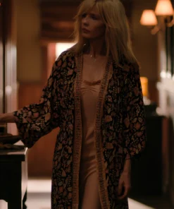 Dutton Ranch Kelly Reilly Floral Robe