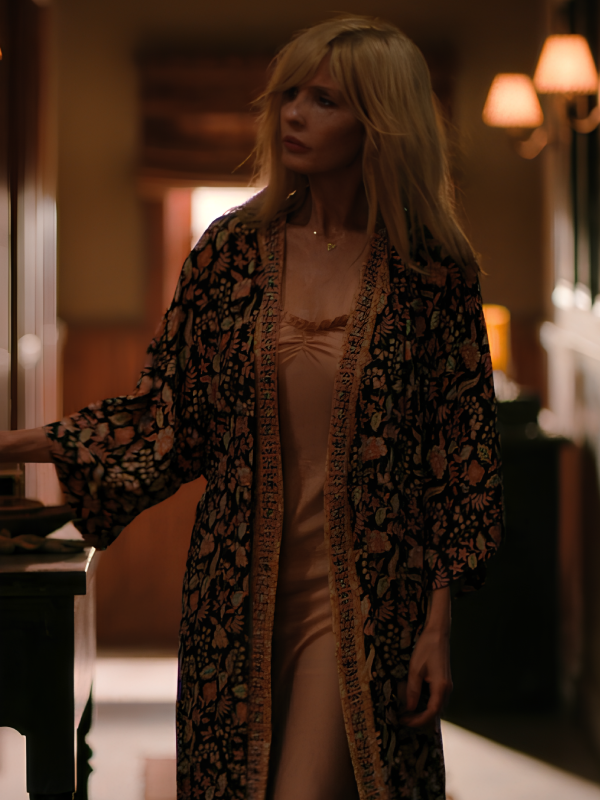 Dutton Ranch Kelly Reilly Floral Robe