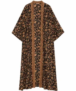 Kelly Reilly Dutton Ranch Floral Robe