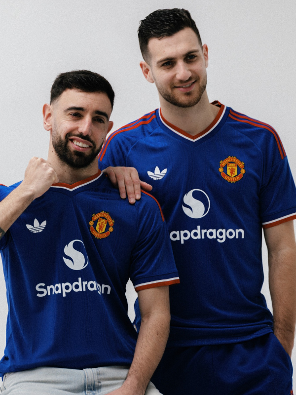 Manchester United 26_27 Away Blue Jersey